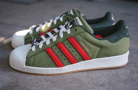 adidas superstar shell toe.